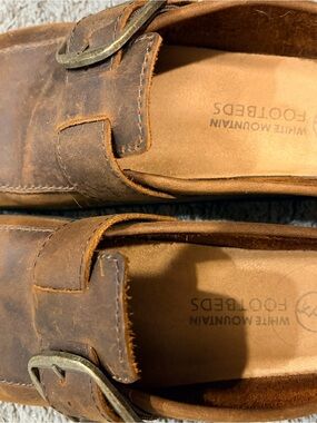 White Mountain Men’s Tan Brown Leather Slip-On Loafers with Buckle